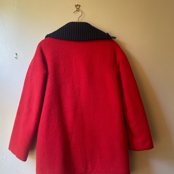 RARE Red 1970s Hudsons Bay Wool Coat Women’s Size 8 S/M - Picture 9 of 15